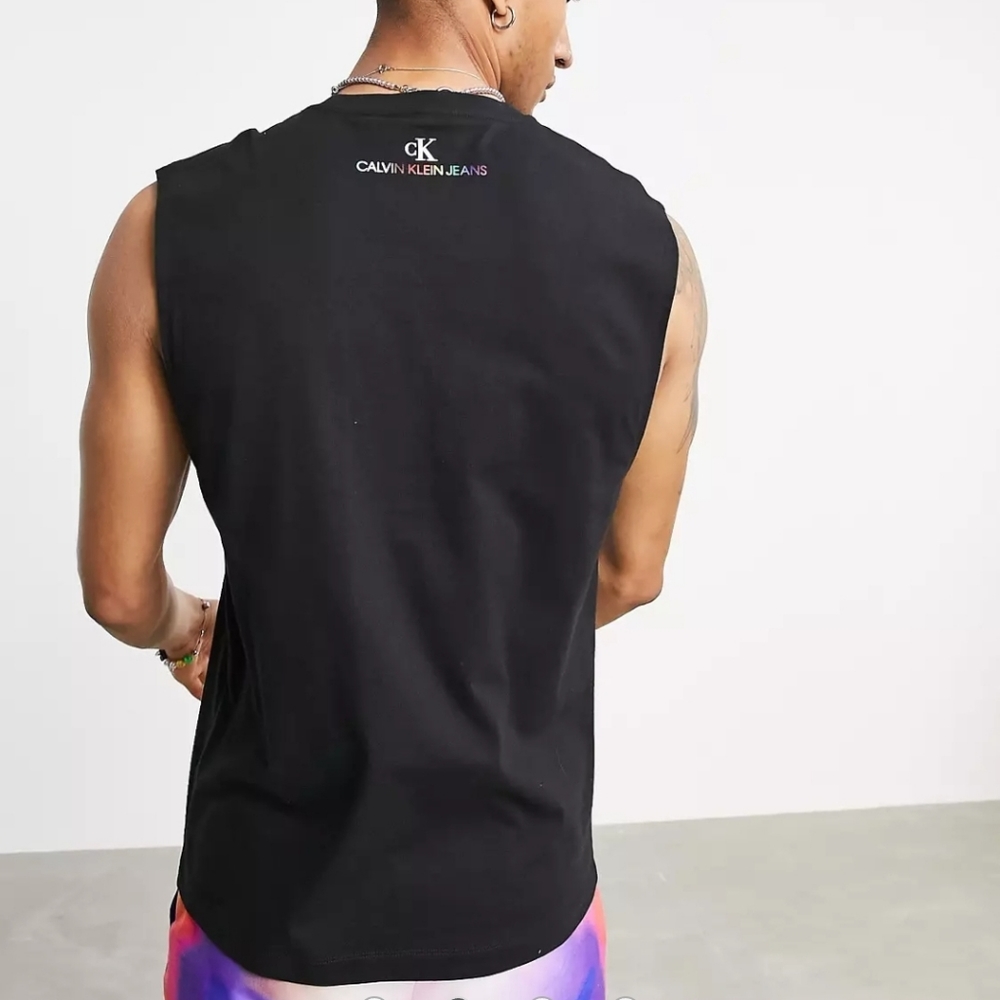 Calvin Klein Jeans Pride large chest logo tank in black size XLarge - Picture 2 of 7